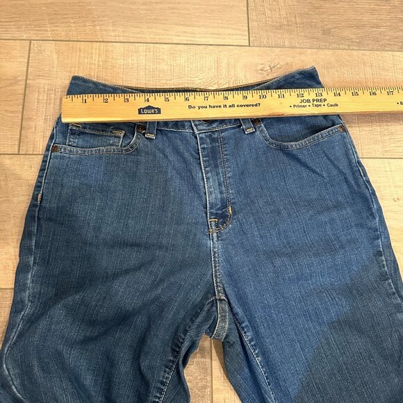 L.L. Bean Womens Classic Fit Bootcut Jeans Size 4 Regular Denim Made In Mexico - Picture 5 of 8